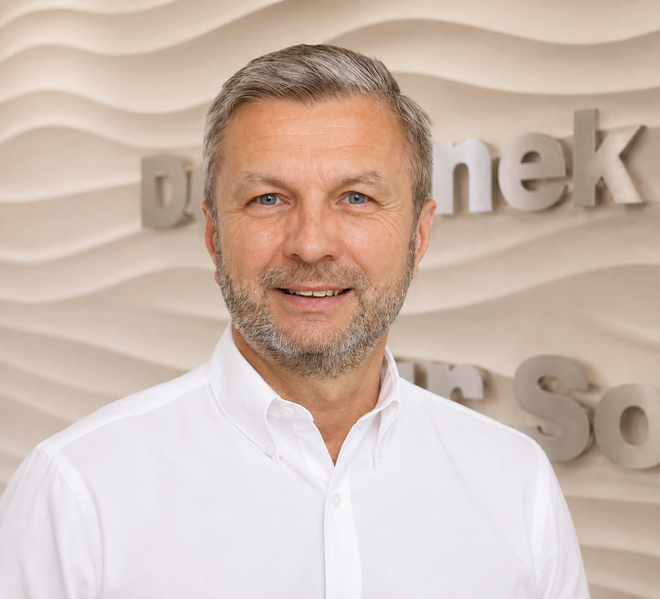 Porträt von Dr. Michael Bennek